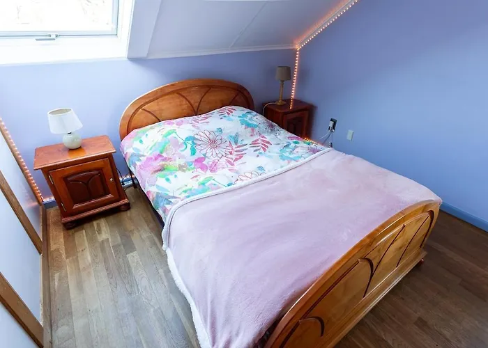 Du Bois Dore Apartment *